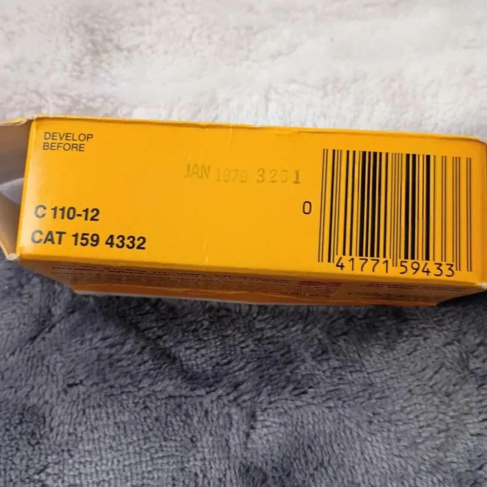 kodak kodacolor. Vintage 12 Exposure January 1979
